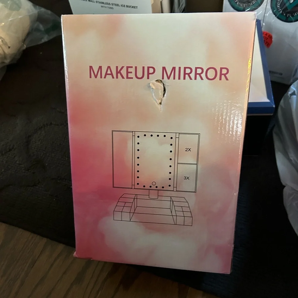 Tri-Fold 3x/2x Mag Cosmetic Vanity Mirror🪞w 24 Led Light💡Touch Screen&Storage